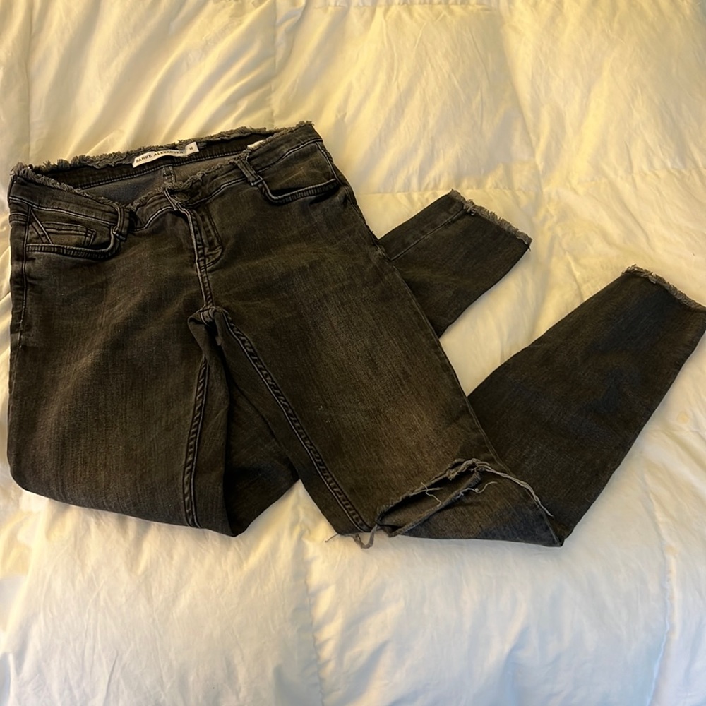 Sanne Alexandra distressed jeans